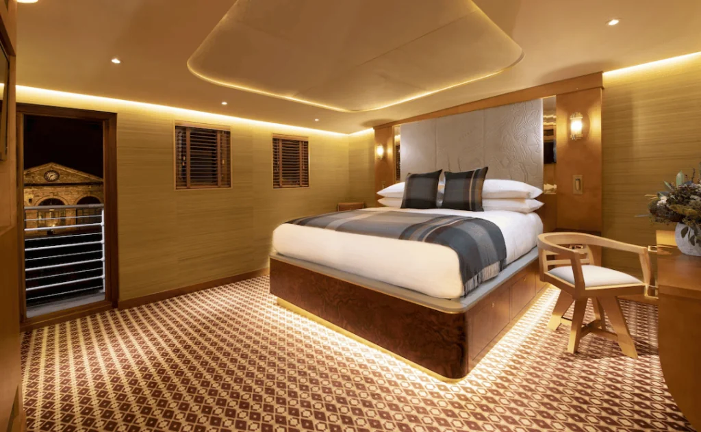 Fingal - A Luxury Floating Hotel - Luxury Cabin | Egyptian cotton sheets, premium bedding, minibar, in-room safe