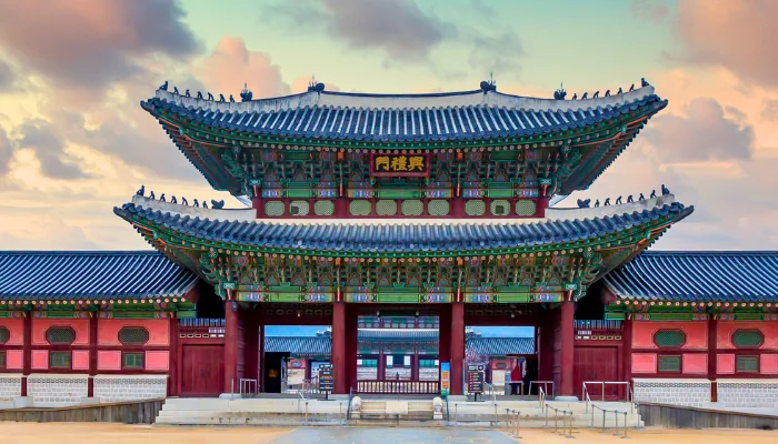 Gyeongbok palace in Seoul City, Gyeongbokgung palace landmark of Seoul, South Korea