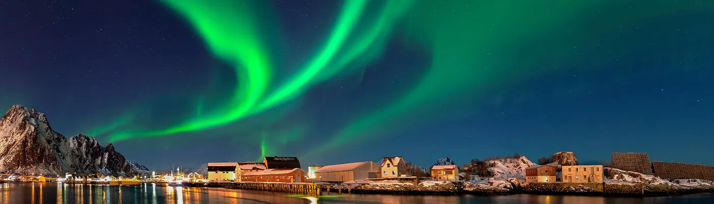 Nordlicht in Norwegen Svolvaer Panorama